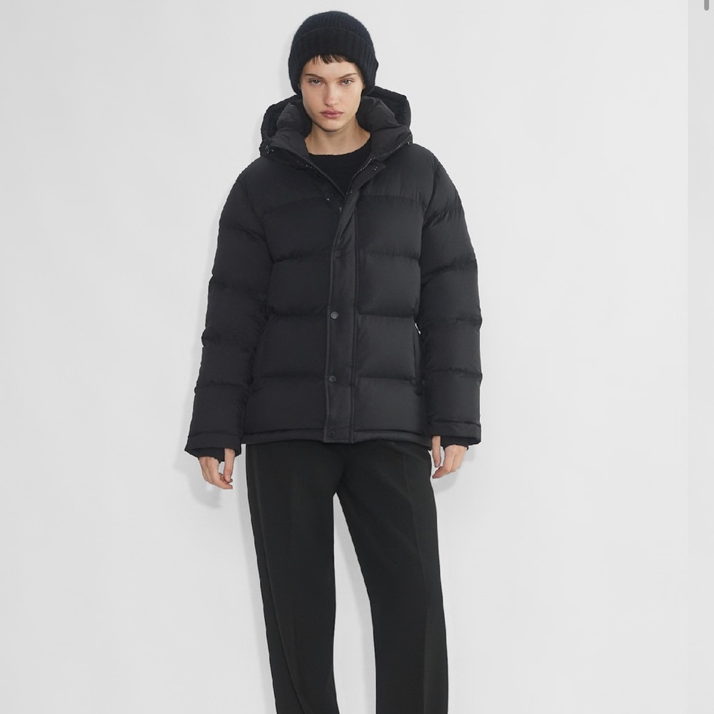 Aritzia Black Puffer Jacket